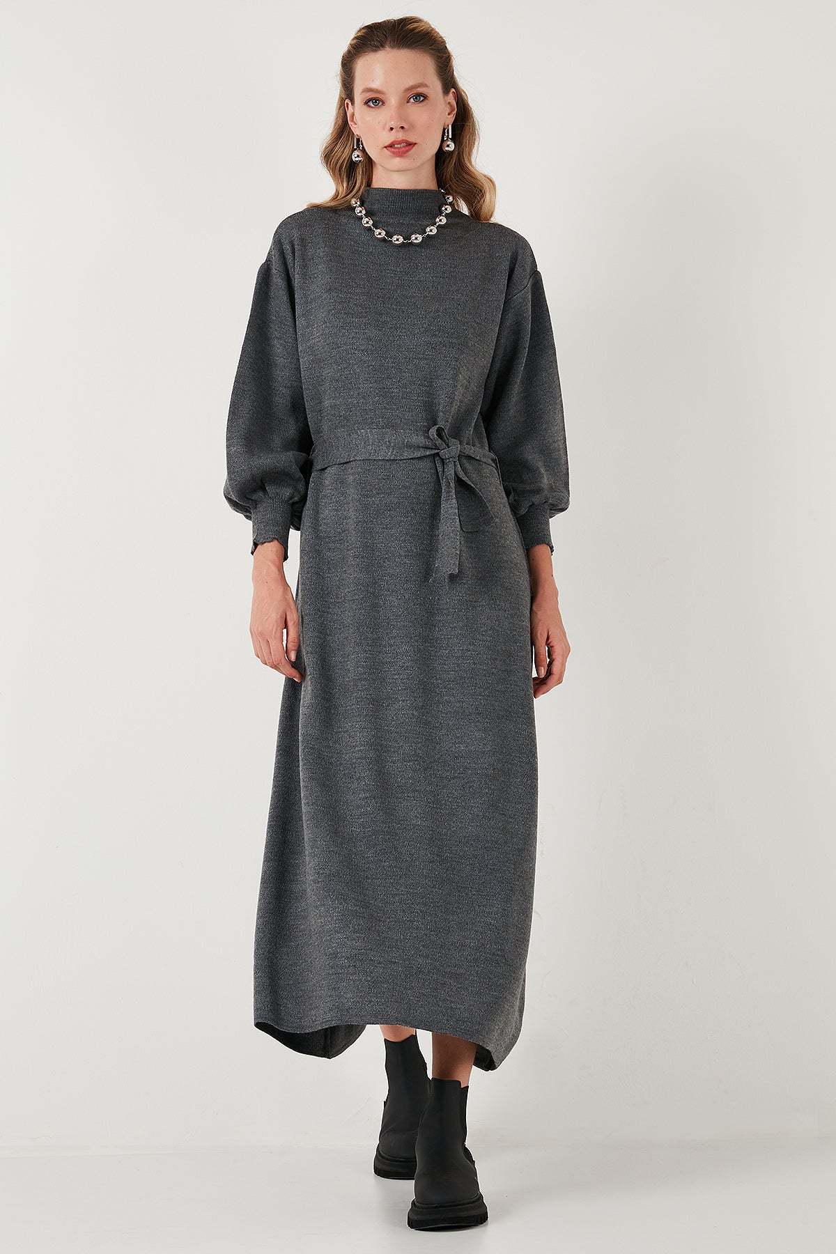 Lela Modest Relaxed Fit Bisiklet Yaka Triko Bayan Elbise 4616198 KOYU GRİ