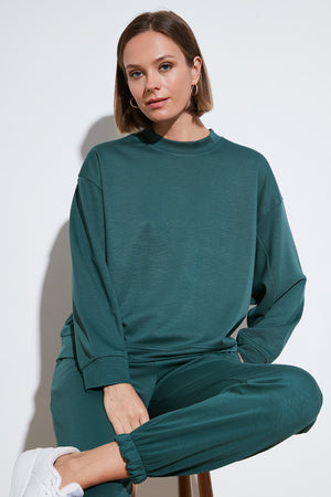 Lela Streç Bisiklet Yaka Oversize Fit OYSHO Kumaş Bayan Sweat 5865879 NEFTİ