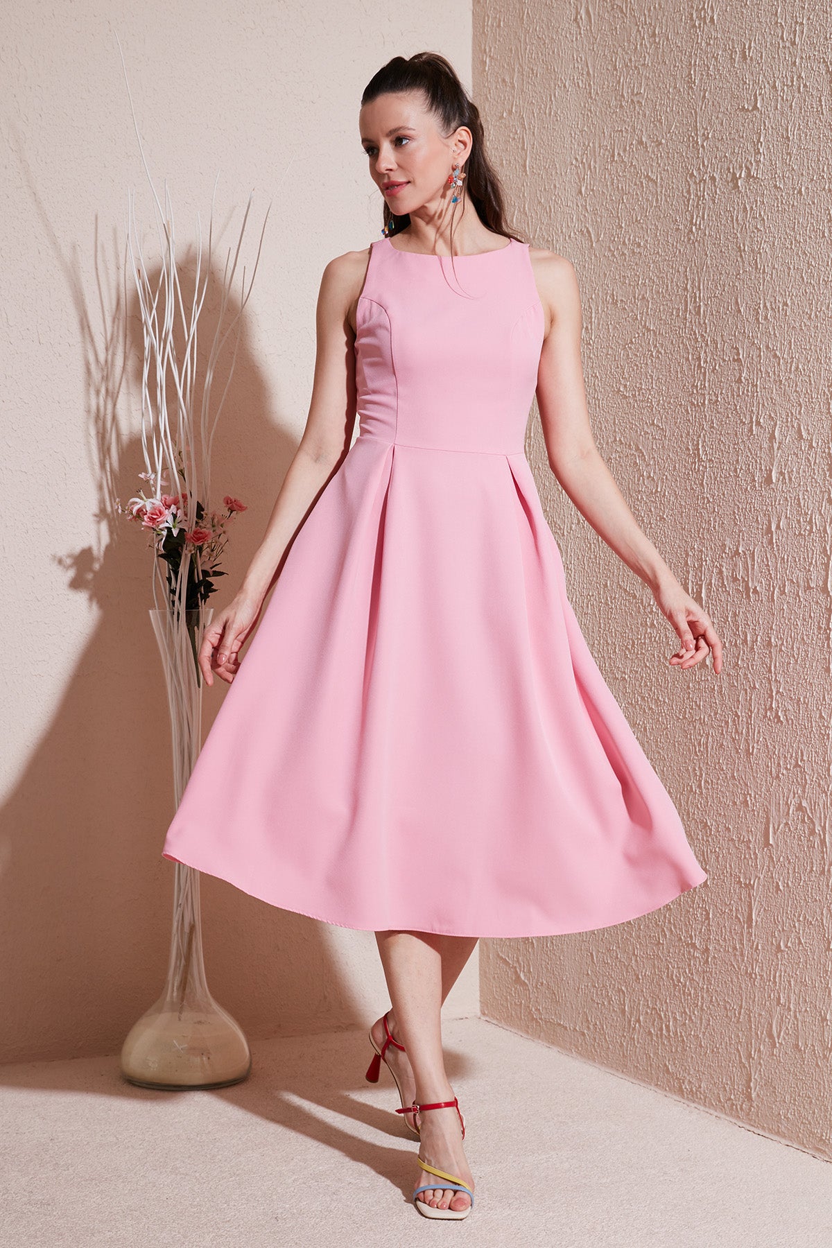 Lela Bisiklet Yaka Regular Fit Cepli Pileli Midi Bayan Elbise 6051963 PEMBE