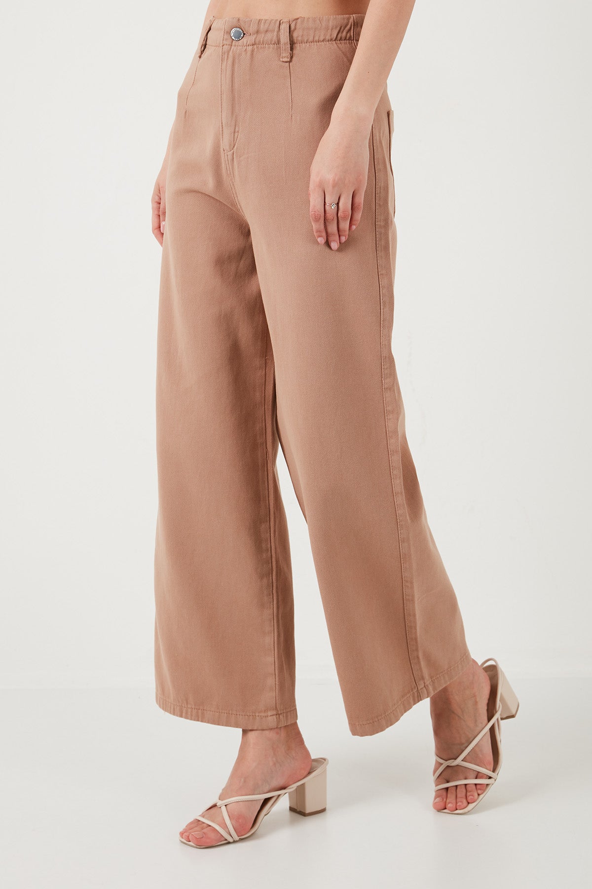 Lela Pamuklu Relaxed Fit Geniş Paça Bayan Pantolon 668YP5237 CAMEL