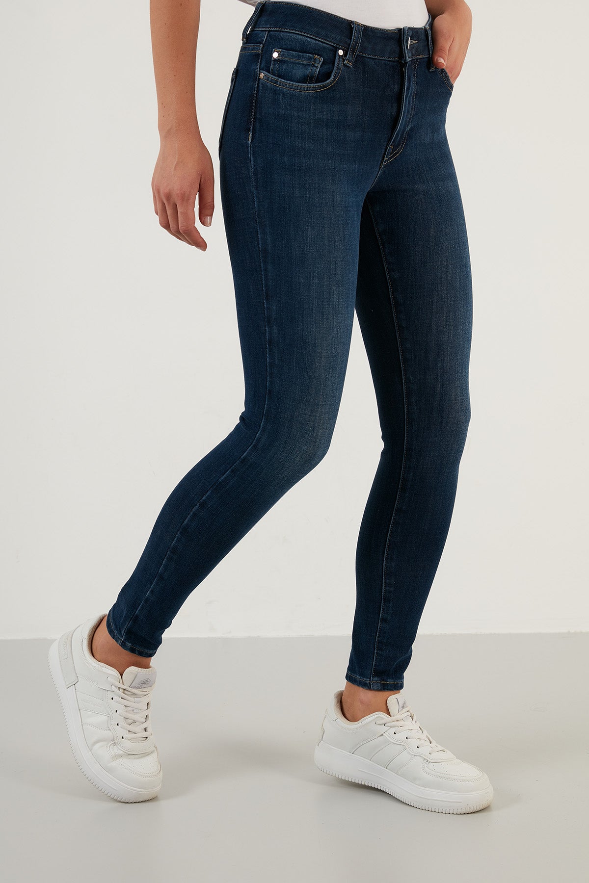 Lela Pamuklu Yüksek Bel Skinny Fit Dar Paça Jeans Bayan Kot Pantolon 639ISABEL KOYU MAVİ