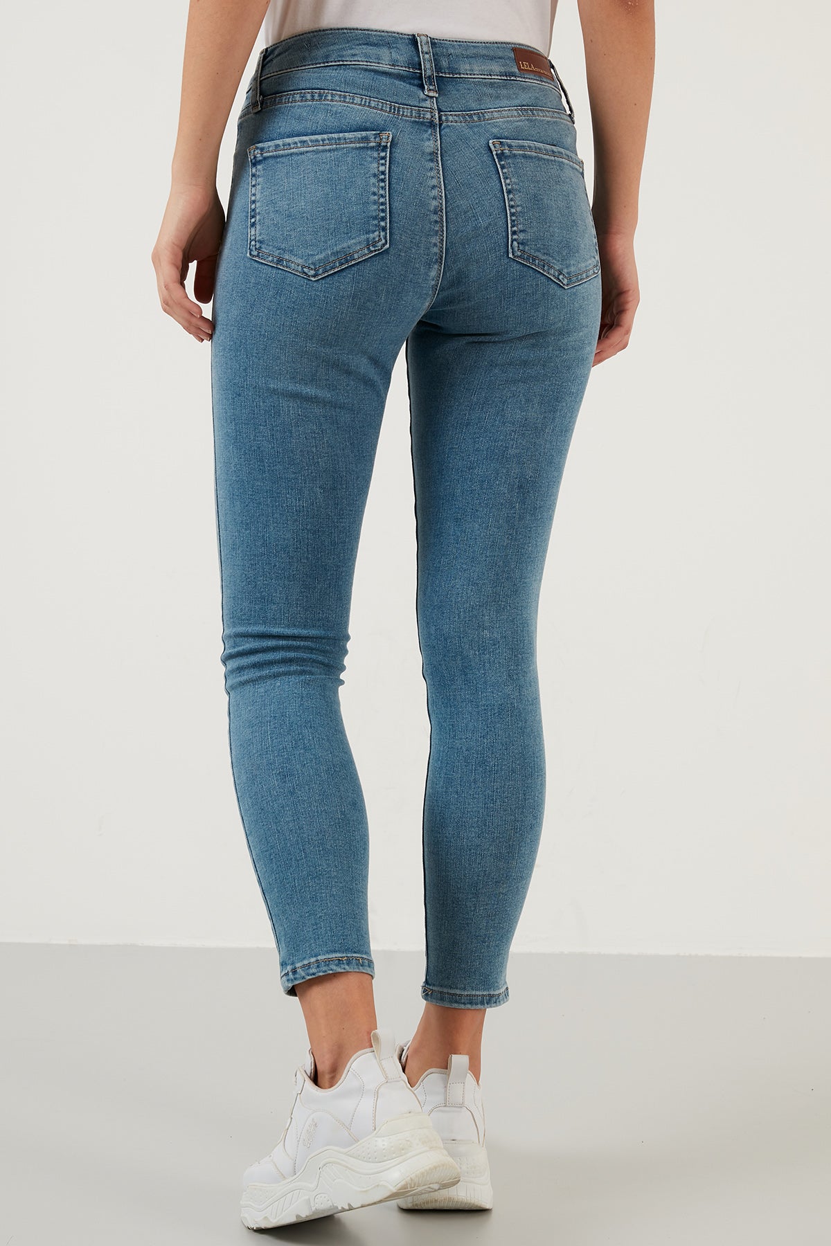 Lela Pamuklu Yüksek Bel Skinny Fit Dar Paça Jeans Bayan Kot Pantolon 639ISABEL AÇIK MAVİ