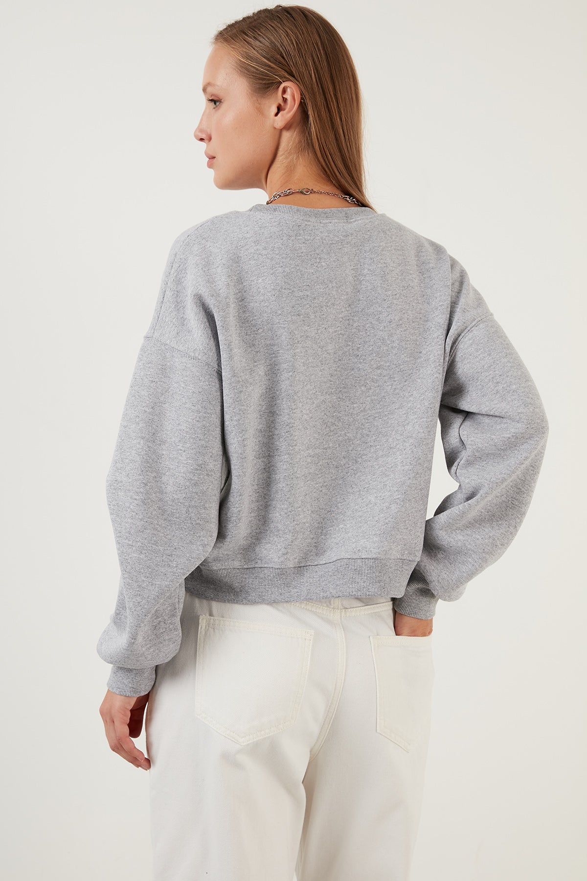 Lela Pamuklu Oversize Bisiklet Yaka İçi Yumuşak Tüylü Şardonlu Bayan Sweat 5864879 GRİ