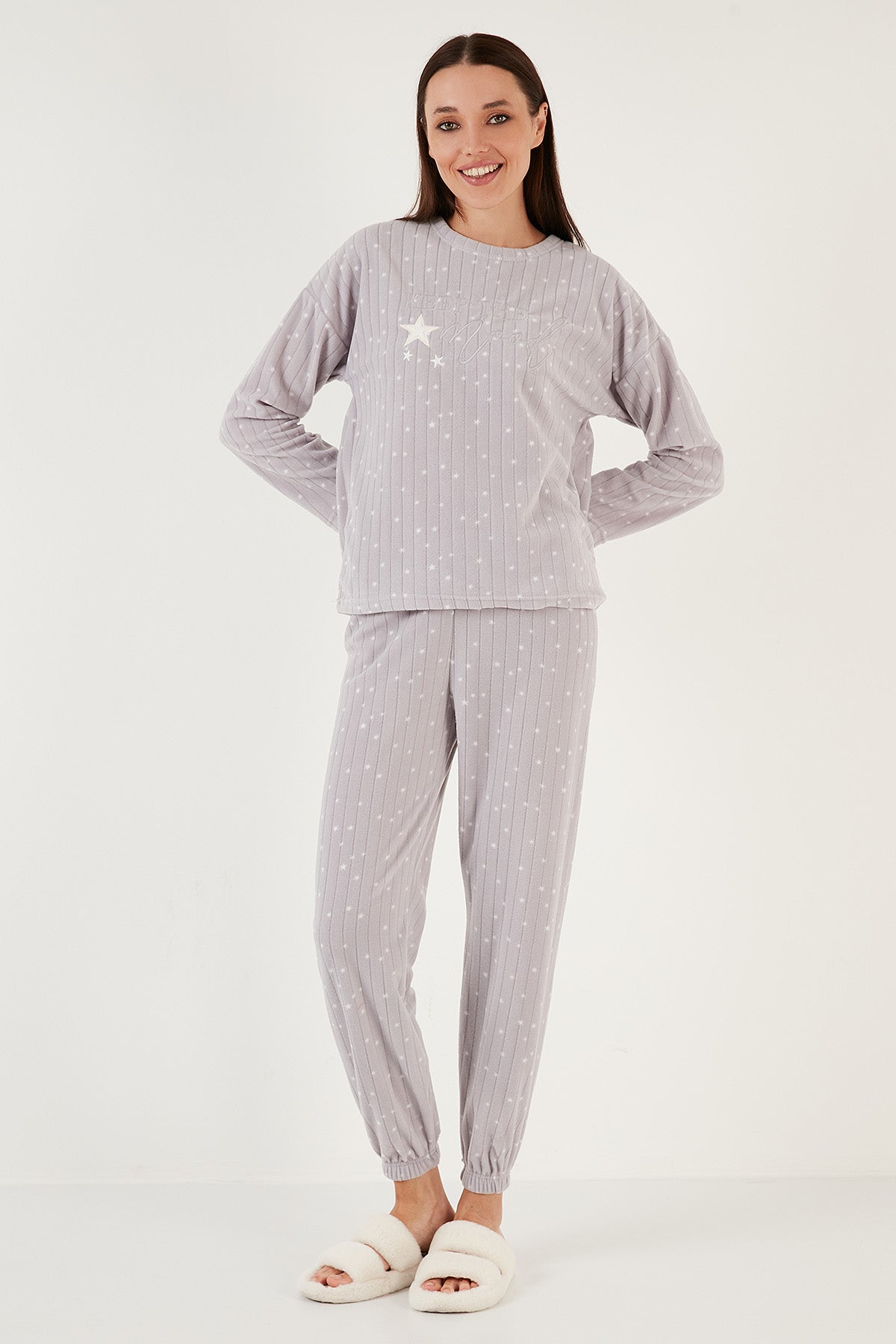 Lela Regular Fit Bisiklet Yaka Polar Bayan Pijama Takımı 6571006 GRİ