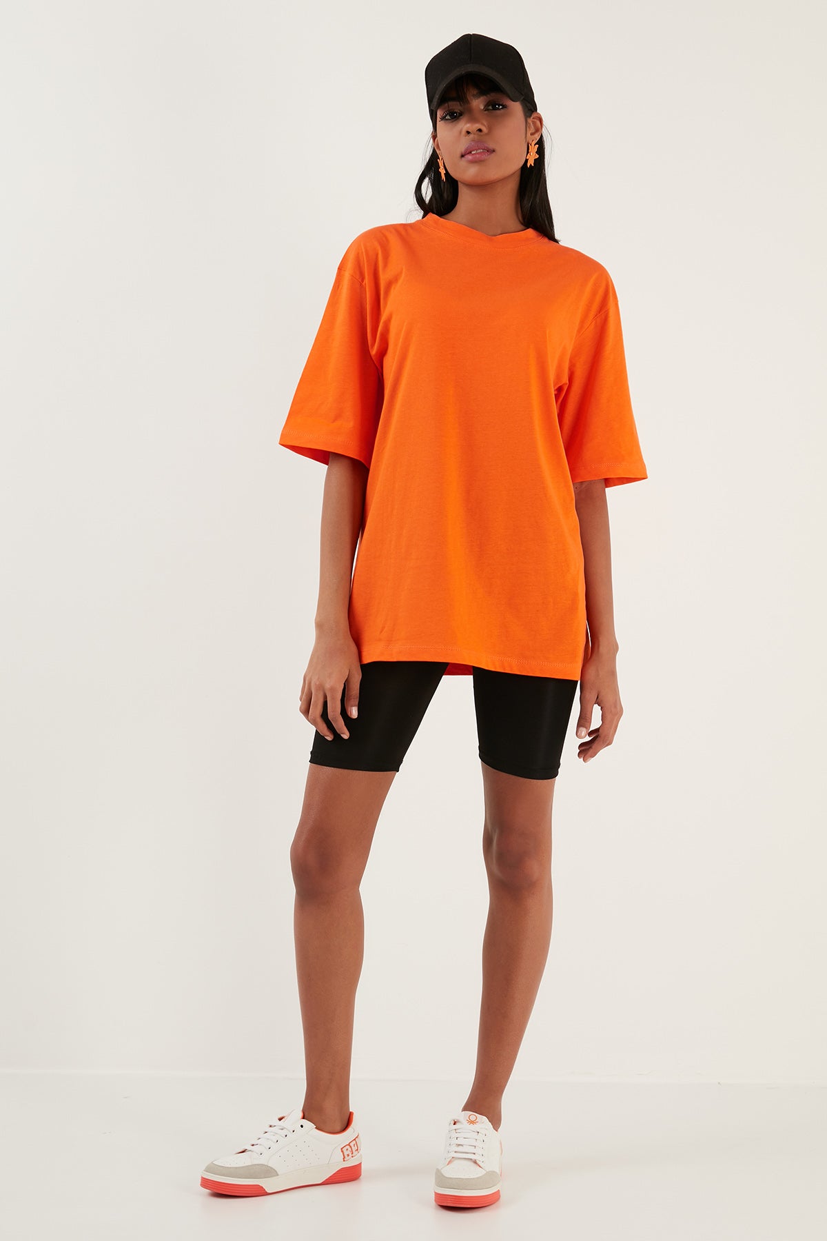 Lela Pamuklu Oversize Bisiklet Yaka Bayan T Shirt 5864562 ORANJ